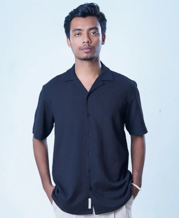 Black Textured Plain Relaxed Fit Casual Shirt